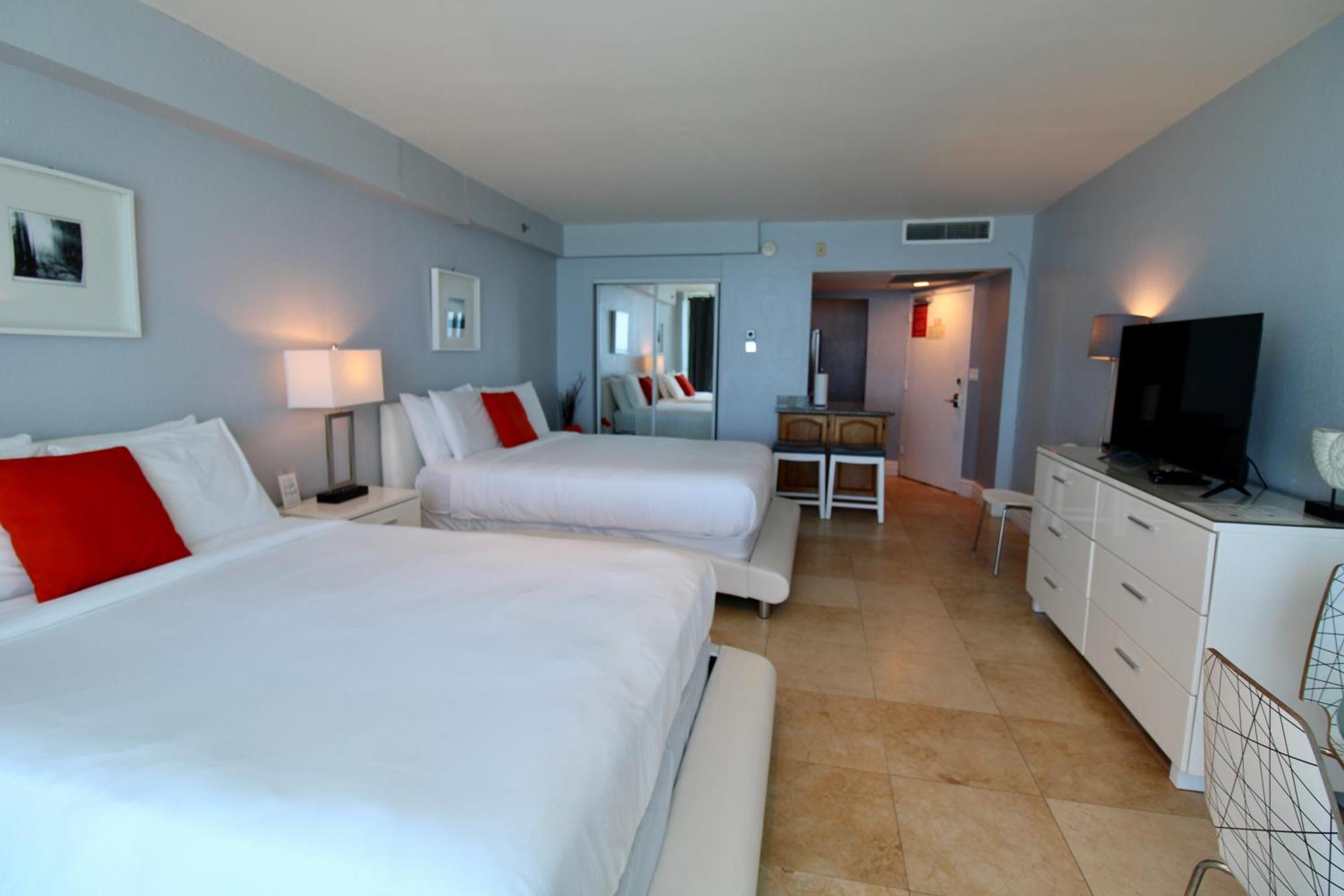 Castle 828 Oceanfront View With Balcony, Pool, Tennis, Beach Access And Free Parking! Miami Beach Exterior photo